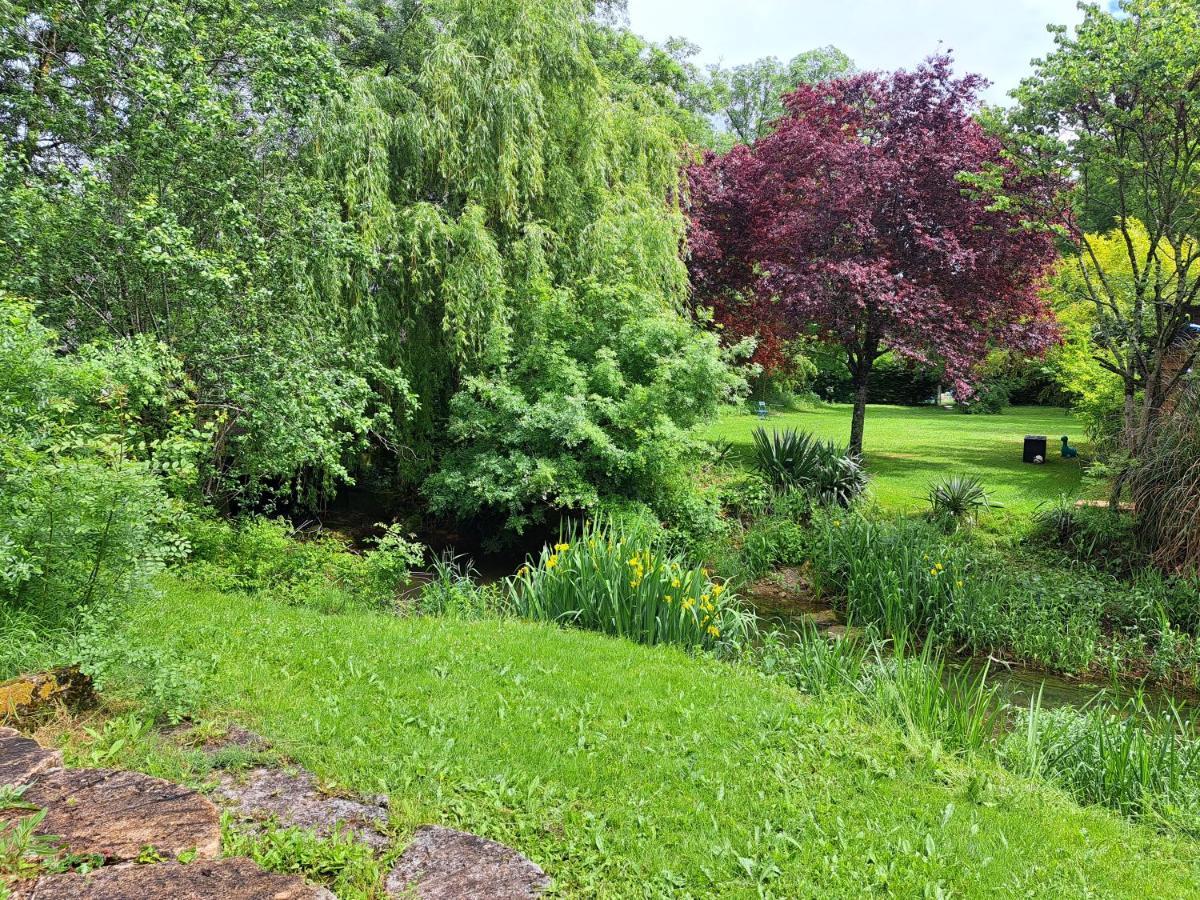 Le Moulin Etourneau - 3 Gites Avec 2 Piscines Champagnac  Exteriér fotografie