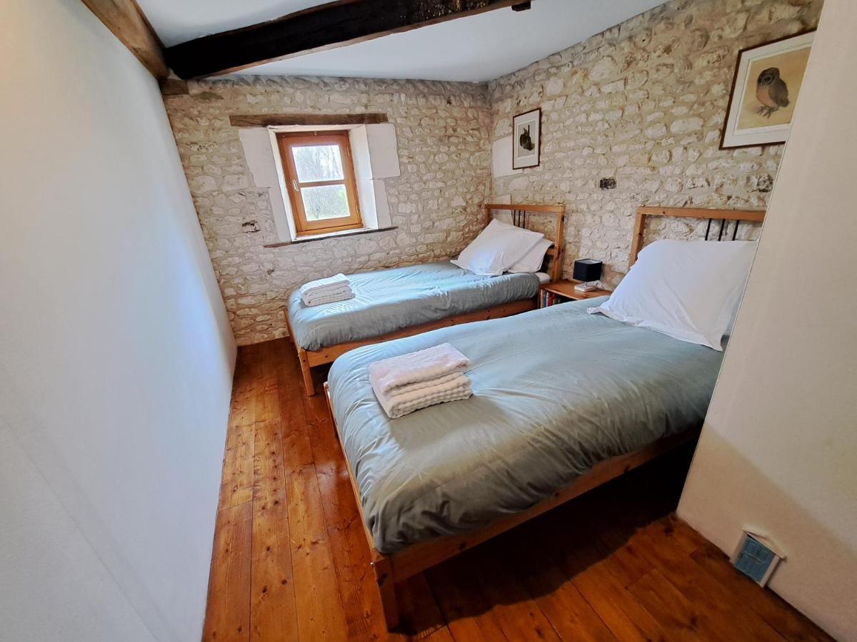 Le Moulin Etourneau - 3 Gites Avec 2 Piscines Champagnac  Exteriér fotografie