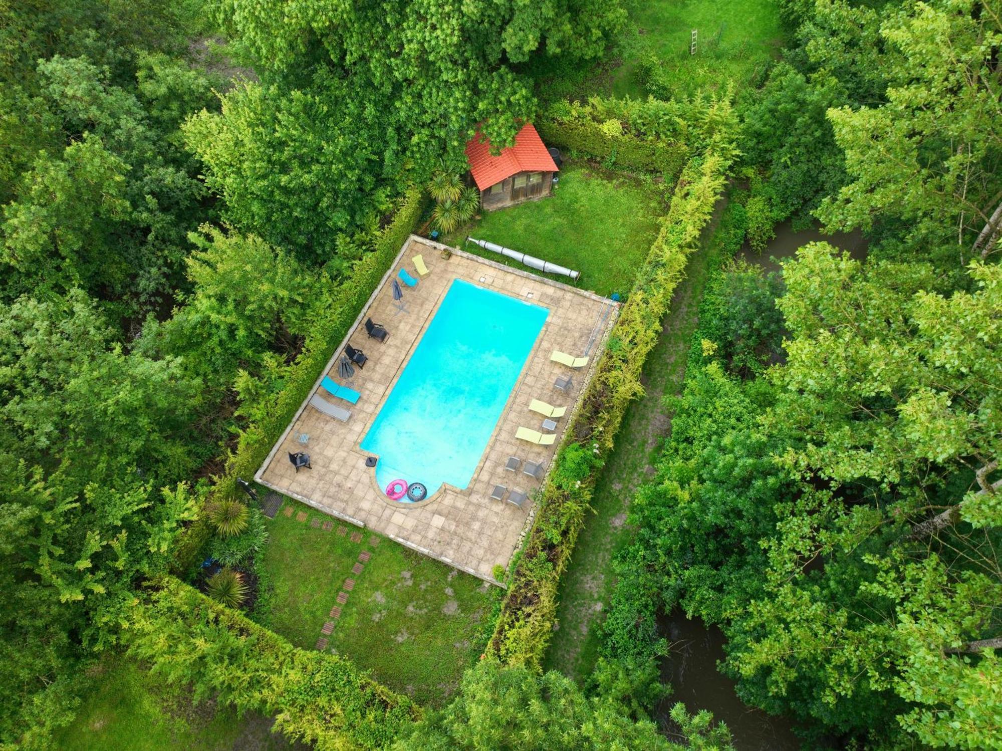 Le Moulin Etourneau - 3 Gites Avec 2 Piscines Champagnac  Exteriér fotografie
